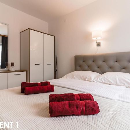 Maestral Apartments ヴルサル エクステリア 写真