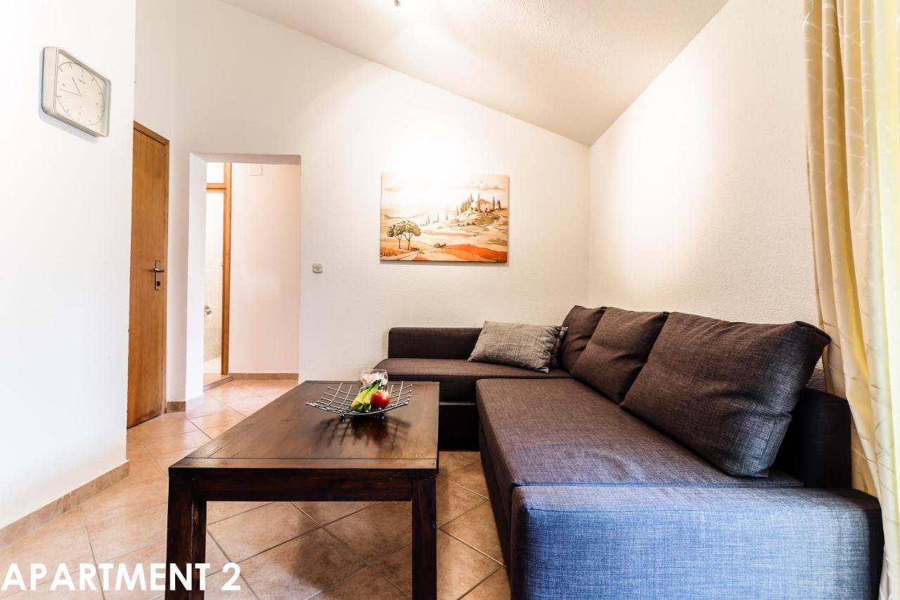 Maestral Apartments ヴルサル エクステリア 写真