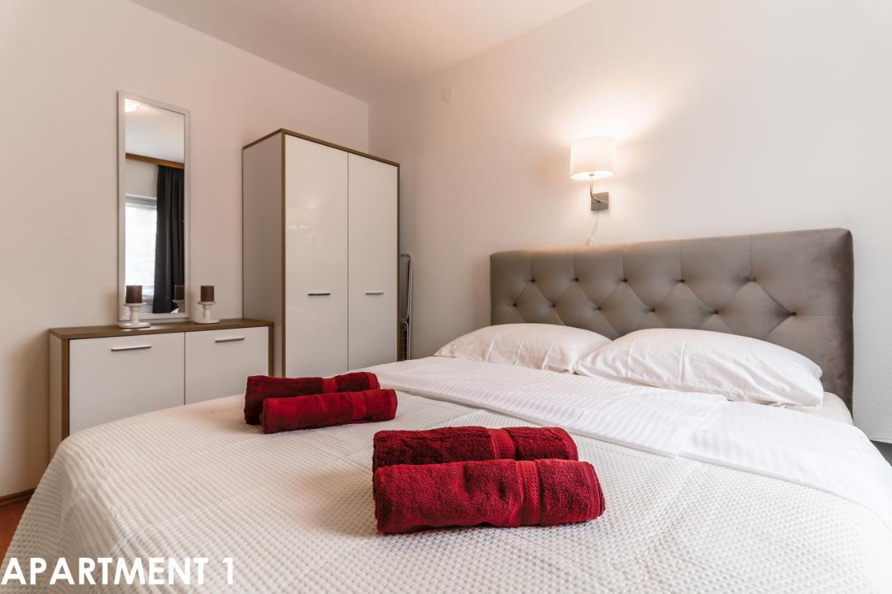 Maestral Apartments ヴルサル エクステリア 写真