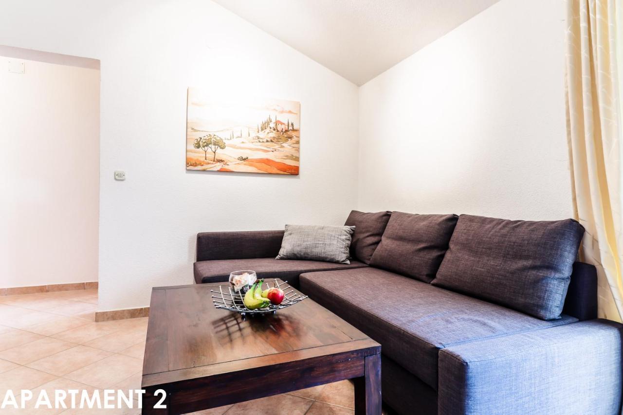 Maestral Apartments ヴルサル エクステリア 写真